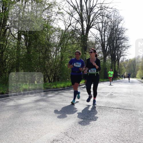 12.04.2026 - 45. Internationalen Wilhelmsburger Insellauf Yannick Fuchs http://msf.ph/oto/9498068 12.04.2026 10:56:12 Laufen 2601, 2620 meine-sportfotos.de