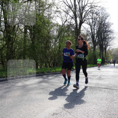 12.04.2026 - 45. Internationalen Wilhelmsburger Insellauf Yannick Fuchs http://msf.ph/oto/9498070 12.04.2026 10:56:12 Laufen 26, 2620 meine-sportfotos.de