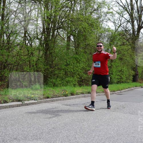 12.04.2026 - 45. Internationalen Wilhelmsburger Insellauf Yannick Fuchs http://msf.ph/oto/9498120 12.04.2026 13:11:22 Laufen 3936, 4790 meine-sportfotos.de