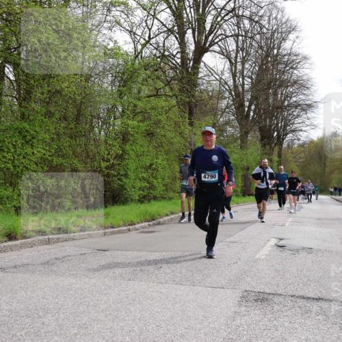 12.04.2026 - 45. Internationalen Wilhelmsburger Insellauf Yannick Fuchs http://msf.ph/oto/9498136 12.04.2026 13:11:24 Laufen 5770, 4790 meine-sportfotos.de