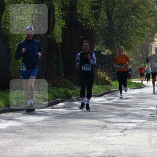 12.04.2026 - 45. Internationalen Wilhelmsburger Insellauf Yannick Fuchs http://msf.ph/oto/9498179 12.04.2026 10:56:25 Laufen 651, 2859, 5367, 2539, 2619 meine-sportfotos.de