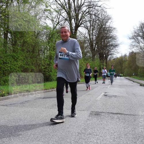 12.04.2026 - 45. Internationalen Wilhelmsburger Insellauf Yannick Fuchs http://msf.ph/oto/9498295 12.04.2026 13:11:39 Laufen 441, 4684 meine-sportfotos.de