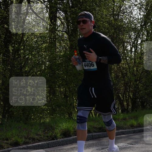 12.04.2026 - 45. Internationalen Wilhelmsburger Insellauf Yannick Fuchs http://msf.ph/oto/9498332 12.04.2026 10:56:52 Laufen 4406 meine-sportfotos.de