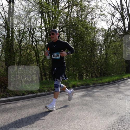 12.04.2026 - 45. Internationalen Wilhelmsburger Insellauf Yannick Fuchs http://msf.ph/oto/9498338 12.04.2026 10:56:52 Laufen 4406 meine-sportfotos.de