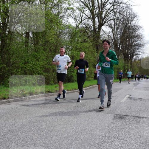 12.04.2026 - 45. Internationalen Wilhelmsburger Insellauf Yannick Fuchs http://msf.ph/oto/9498348 12.04.2026 13:11:44 Laufen 3024, 3023, 5820 meine-sportfotos.de