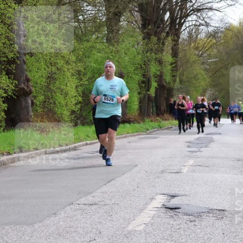 12.04.2026 - 45. Internationalen Wilhelmsburger Insellauf Yannick Fuchs http://msf.ph/oto/9498388 12.04.2026 13:11:47 Laufen 28, 20, 5529 meine-sportfotos.de