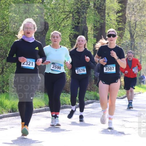 12.04.2026 - 45. Internationalen Wilhelmsburger Insellauf Yannick Fuchs http://msf.ph/oto/9498452 12.04.2026 10:57:12 Laufen 2321, 2590, 3507, 277, 2576 meine-sportfotos.de