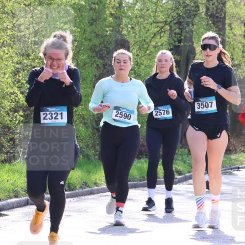 12.04.2026 - 45. Internationalen Wilhelmsburger Insellauf Yannick Fuchs http://msf.ph/oto/9498460 12.04.2026 10:57:13 Laufen 3507, 2321, 2590, 2576, 2771 meine-sportfotos.de