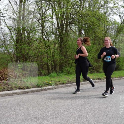 12.04.2026 - 45. Internationalen Wilhelmsburger Insellauf Yannick Fuchs http://msf.ph/oto/9498506 12.04.2026 13:12:01 Laufen 2968, 1277 meine-sportfotos.de