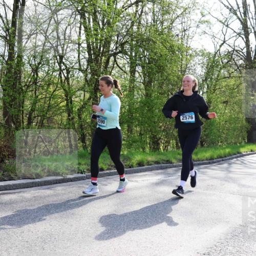 12.04.2026 - 45. Internationalen Wilhelmsburger Insellauf Yannick Fuchs http://msf.ph/oto/9498529 12.04.2026 10:57:20 Laufen 2590, 2576, 2199 meine-sportfotos.de