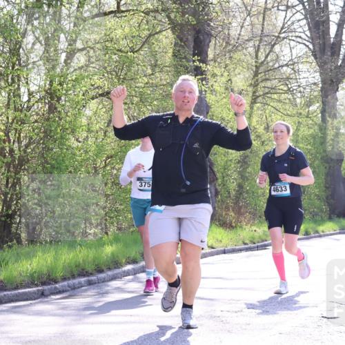 12.04.2026 - 45. Internationalen Wilhelmsburger Insellauf Yannick Fuchs http://msf.ph/oto/9498573 12.04.2026 10:58:42 Laufen 375, 4633 meine-sportfotos.de