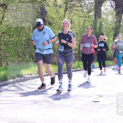 12.04.2026 - 45. Internationalen Wilhelmsburger Insellauf Yannick Fuchs http://msf.ph/oto/9498622 12.04.2026 10:58:47 Laufen 3092, 155, 3112, 2489, 5616, 3847 meine-sportfotos.de