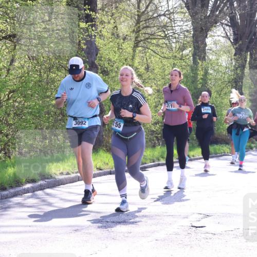 12.04.2026 - 45. Internationalen Wilhelmsburger Insellauf Yannick Fuchs http://msf.ph/oto/9498624 12.04.2026 10:58:48 Laufen 3092, 155, 311, 2489, 4, 5616, 1847 meine-sportfotos.de