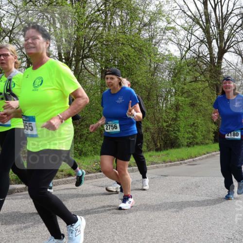 12.04.2026 - 45. Internationalen Wilhelmsburger Insellauf Yannick Fuchs http://msf.ph/oto/9498646 12.04.2026 13:12:15 Laufen 55, 2756, 2180 meine-sportfotos.de