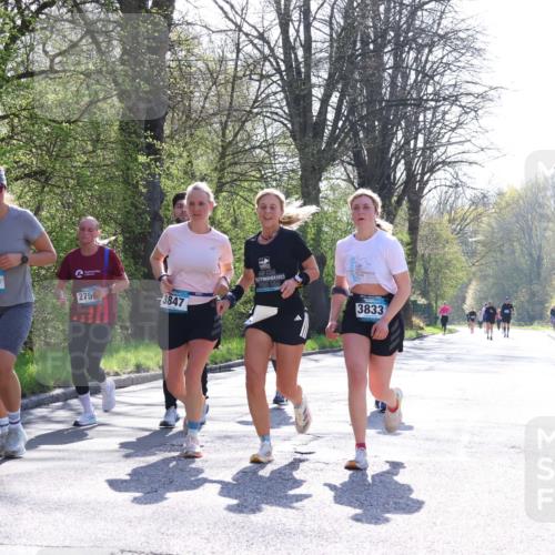 12.04.2026 - 45. Internationalen Wilhelmsburger Insellauf Yannick Fuchs http://msf.ph/oto/9498691 12.04.2026 10:58:54 Laufen 2739, 275, 3847, 2023, 3833 meine-sportfotos.de