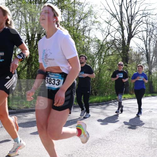 12.04.2026 - 45. Internationalen Wilhelmsburger Insellauf Yannick Fuchs http://msf.ph/oto/9498720 12.04.2026 10:58:57 Laufen 45, 2023, 120, 3833, 300, 2868, 867 meine-sportfotos.de