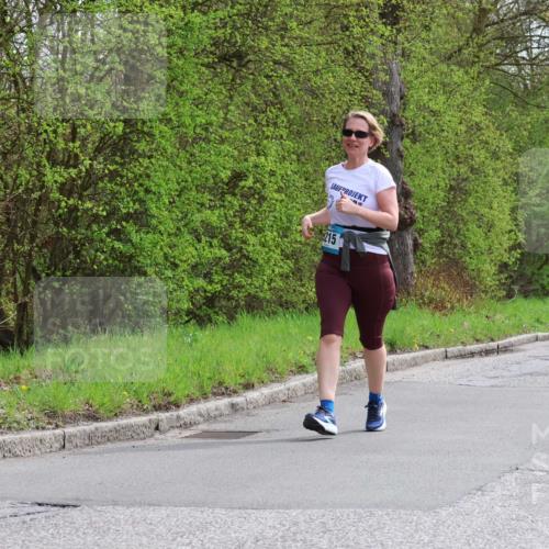 12.04.2026 - 45. Internationalen Wilhelmsburger Insellauf Yannick Fuchs http://msf.ph/oto/9498746 12.04.2026 13:12:39 Laufen 215, 3038 meine-sportfotos.de