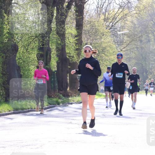 12.04.2026 - 45. Internationalen Wilhelmsburger Insellauf Yannick Fuchs http://msf.ph/oto/9498758 12.04.2026 10:59:10 Laufen 2435, 2486 meine-sportfotos.de