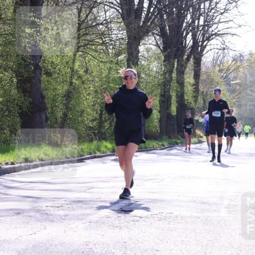 12.04.2026 - 45. Internationalen Wilhelmsburger Insellauf Yannick Fuchs http://msf.ph/oto/9498771 12.04.2026 10:59:13 Laufen 2486 meine-sportfotos.de