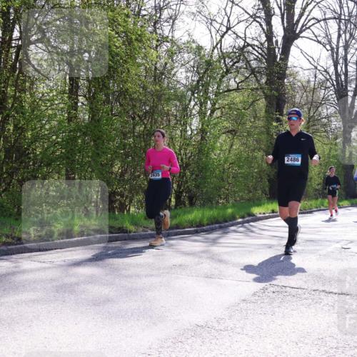 12.04.2026 - 45. Internationalen Wilhelmsburger Insellauf Yannick Fuchs http://msf.ph/oto/9498818 12.04.2026 10:59:18 Laufen 2435, 2486 meine-sportfotos.de
