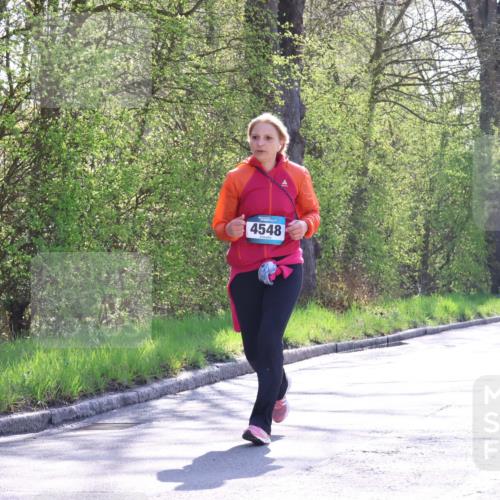 12.04.2026 - 45. Internationalen Wilhelmsburger Insellauf Yannick Fuchs http://msf.ph/oto/9498880 12.04.2026 10:59:31 Laufen 4548, 2135, 3703 meine-sportfotos.de