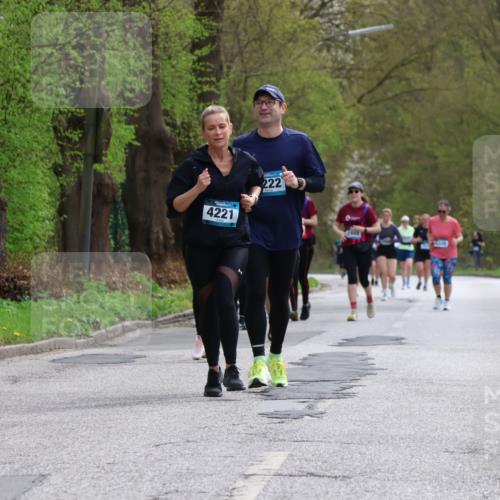 12.04.2026 - 45. Internationalen Wilhelmsburger Insellauf Yannick Fuchs http://msf.ph/oto/9498881 12.04.2026 13:13:02 Laufen 4221, 222 meine-sportfotos.de