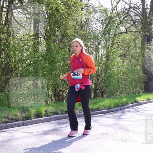 12.04.2026 - 45. Internationalen Wilhelmsburger Insellauf Yannick Fuchs http://msf.ph/oto/9498896 12.04.2026 10:59:32 Laufen 4548, 2135 meine-sportfotos.de