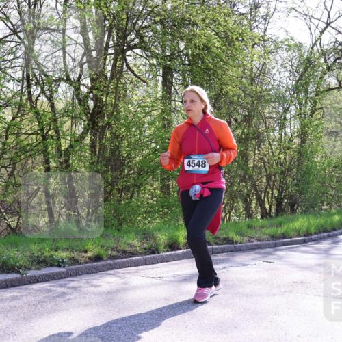 12.04.2026 - 45. Internationalen Wilhelmsburger Insellauf Yannick Fuchs http://msf.ph/oto/9498900 12.04.2026 10:59:33 Laufen 4548 meine-sportfotos.de