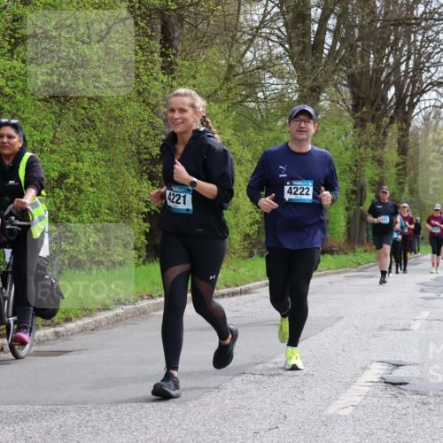 12.04.2026 - 45. Internationalen Wilhelmsburger Insellauf Yannick Fuchs http://msf.ph/oto/9498911 12.04.2026 13:13:08 Laufen 5, 4221, 4222 meine-sportfotos.de