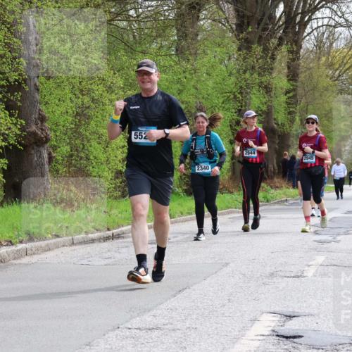 12.04.2026 - 45. Internationalen Wilhelmsburger Insellauf Yannick Fuchs http://msf.ph/oto/9498951 12.04.2026 13:13:13 Laufen 552, 2340, 2944, 2945 meine-sportfotos.de