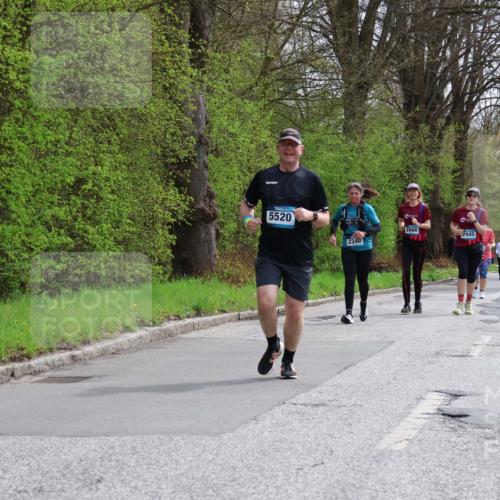 12.04.2026 - 45. Internationalen Wilhelmsburger Insellauf Yannick Fuchs http://msf.ph/oto/9498960 12.04.2026 13:13:14 Laufen 5520, 2340, 2944, 2945 meine-sportfotos.de