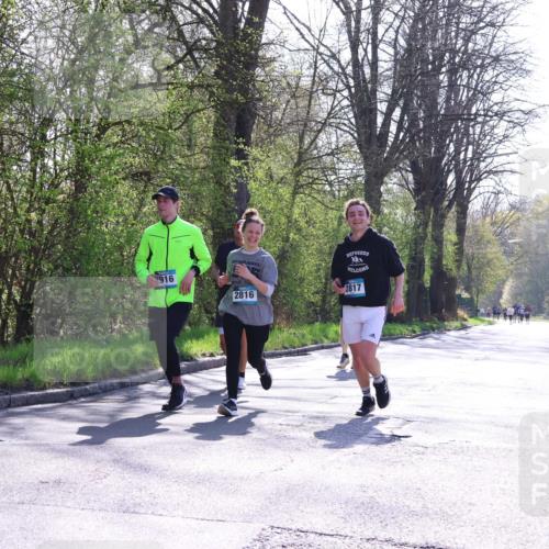 12.04.2026 - 45. Internationalen Wilhelmsburger Insellauf Yannick Fuchs http://msf.ph/oto/9498989 12.04.2026 10:59:42 Laufen 916, 2816, 2817 meine-sportfotos.de