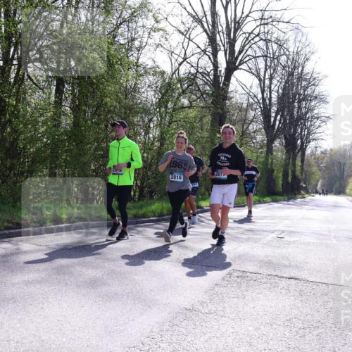 12.04.2026 - 45. Internationalen Wilhelmsburger Insellauf Yannick Fuchs http://msf.ph/oto/9499004 12.04.2026 10:59:43 Laufen 2910, 1965, 2816, 281, 202 meine-sportfotos.de