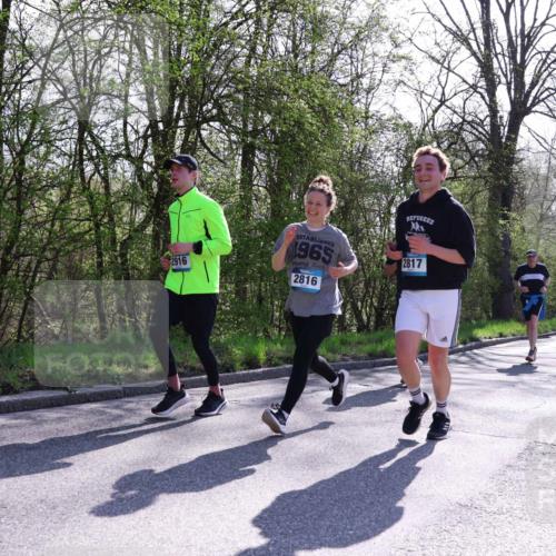 12.04.2026 - 45. Internationalen Wilhelmsburger Insellauf Yannick Fuchs http://msf.ph/oto/9499013 12.04.2026 10:59:44 Laufen 2916, 1965, 2816, 2817 meine-sportfotos.de