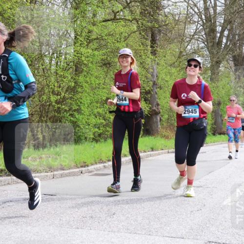 12.04.2026 - 45. Internationalen Wilhelmsburger Insellauf Yannick Fuchs http://msf.ph/oto/9499015 12.04.2026 13:13:20 Laufen 23, 2944, 2945, 5509 meine-sportfotos.de