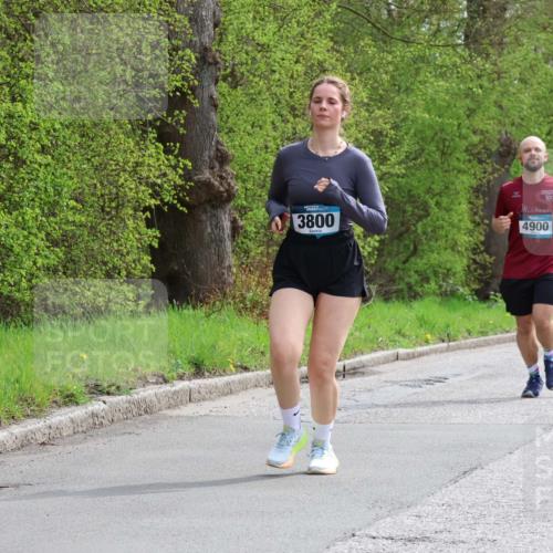 12.04.2026 - 45. Internationalen Wilhelmsburger Insellauf Yannick Fuchs http://msf.ph/oto/9499069 12.04.2026 13:13:26 Laufen 3800, 10, 4900, 4420, 45 meine-sportfotos.de