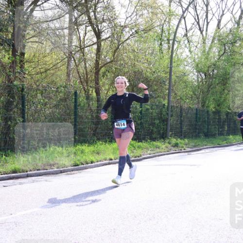 12.04.2026 - 45. Internationalen Wilhelmsburger Insellauf Yannick Fuchs http://msf.ph/oto/9499161 12.04.2026 11:05:11 Laufen 4614, 3124 meine-sportfotos.de