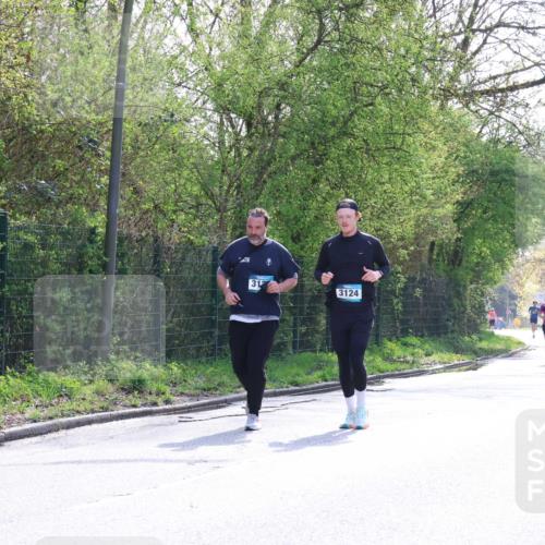 12.04.2026 - 45. Internationalen Wilhelmsburger Insellauf Yannick Fuchs http://msf.ph/oto/9499182 12.04.2026 11:05:13 Laufen 312, 3124, 2471 meine-sportfotos.de