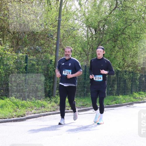 12.04.2026 - 45. Internationalen Wilhelmsburger Insellauf Yannick Fuchs http://msf.ph/oto/9499188 12.04.2026 11:05:14 Laufen 3123, 3124, 4258 meine-sportfotos.de