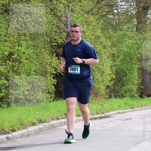 12.04.2026 - 45. Internationalen Wilhelmsburger Insellauf Yannick Fuchs http://msf.ph/oto/9499198 12.04.2026 13:13:41 Laufen 3981 meine-sportfotos.de