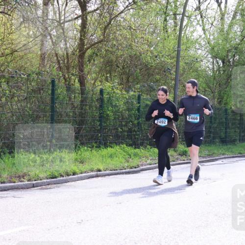 12.04.2026 - 45. Internationalen Wilhelmsburger Insellauf Yannick Fuchs http://msf.ph/oto/9499344 12.04.2026 11:05:33 Laufen 2492, 2466 meine-sportfotos.de