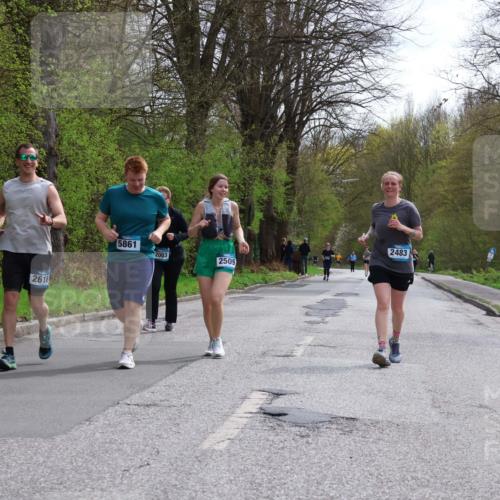 12.04.2026 - 45. Internationalen Wilhelmsburger Insellauf Yannick Fuchs http://msf.ph/oto/9499352 12.04.2026 13:14:08 Laufen 2616, 2483, 5861, 2003, 2509 meine-sportfotos.de