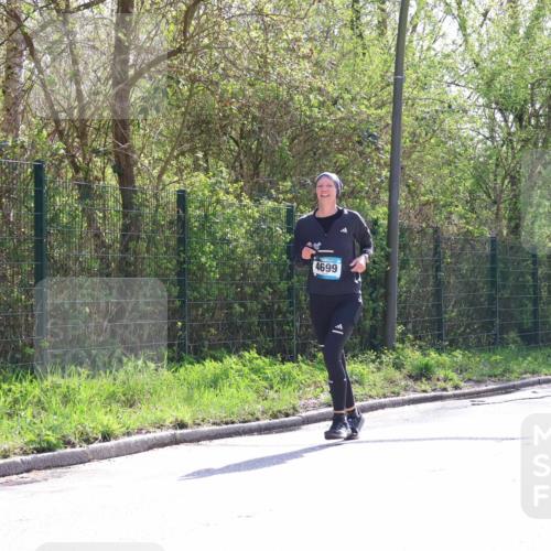 12.04.2026 - 45. Internationalen Wilhelmsburger Insellauf Yannick Fuchs http://msf.ph/oto/9499447 12.04.2026 11:06:07 Laufen 4699 meine-sportfotos.de