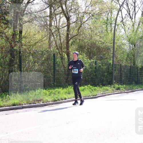 12.04.2026 - 45. Internationalen Wilhelmsburger Insellauf Yannick Fuchs http://msf.ph/oto/9499453 12.04.2026 11:06:07 Laufen 4699 meine-sportfotos.de