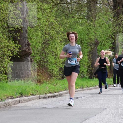 12.04.2026 - 45. Internationalen Wilhelmsburger Insellauf Yannick Fuchs http://msf.ph/oto/9499464 12.04.2026 13:14:36 Laufen 5241, 2514, 3548 meine-sportfotos.de