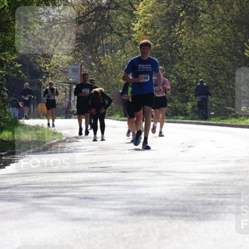12.04.2026 - 45. Internationalen Wilhelmsburger Insellauf Yannick Fuchs http://msf.ph/oto/9499647 12.04.2026 11:07:21 Laufen 3122, 46 meine-sportfotos.de