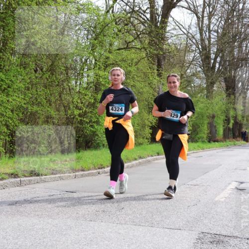 12.04.2026 - 45. Internationalen Wilhelmsburger Insellauf Yannick Fuchs http://msf.ph/oto/9499648 12.04.2026 13:15:02 Laufen 4324, 429 meine-sportfotos.de