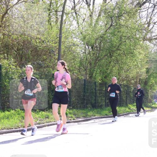 12.04.2026 - 45. Internationalen Wilhelmsburger Insellauf Yannick Fuchs http://msf.ph/oto/9499682 12.04.2026 11:07:41 Laufen 2108, 2518, 3122, 2146 meine-sportfotos.de