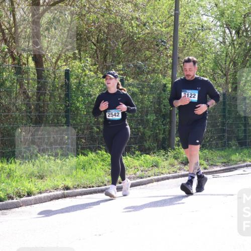 12.04.2026 - 45. Internationalen Wilhelmsburger Insellauf Yannick Fuchs http://msf.ph/oto/9499736 12.04.2026 11:07:48 Laufen 2542, 2122 meine-sportfotos.de