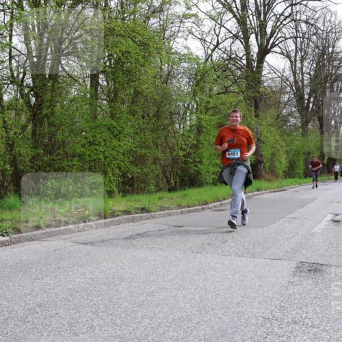 12.04.2026 - 45. Internationalen Wilhelmsburger Insellauf Yannick Fuchs http://msf.ph/oto/9499786 12.04.2026 13:15:38 Laufen 4451 meine-sportfotos.de